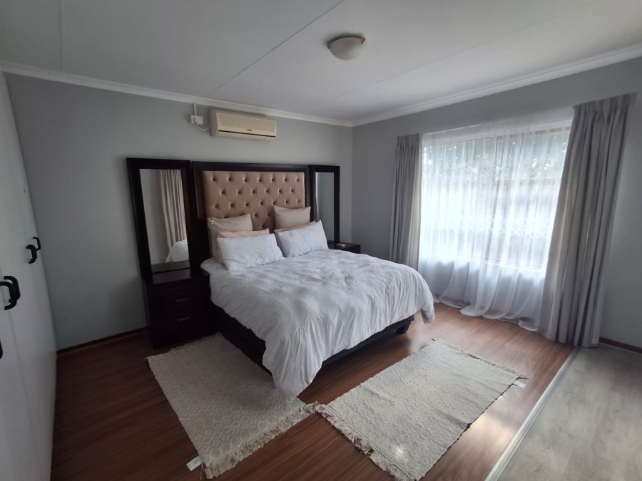 3 Bedroom Property for Sale in Summerstrand Eastern Cape